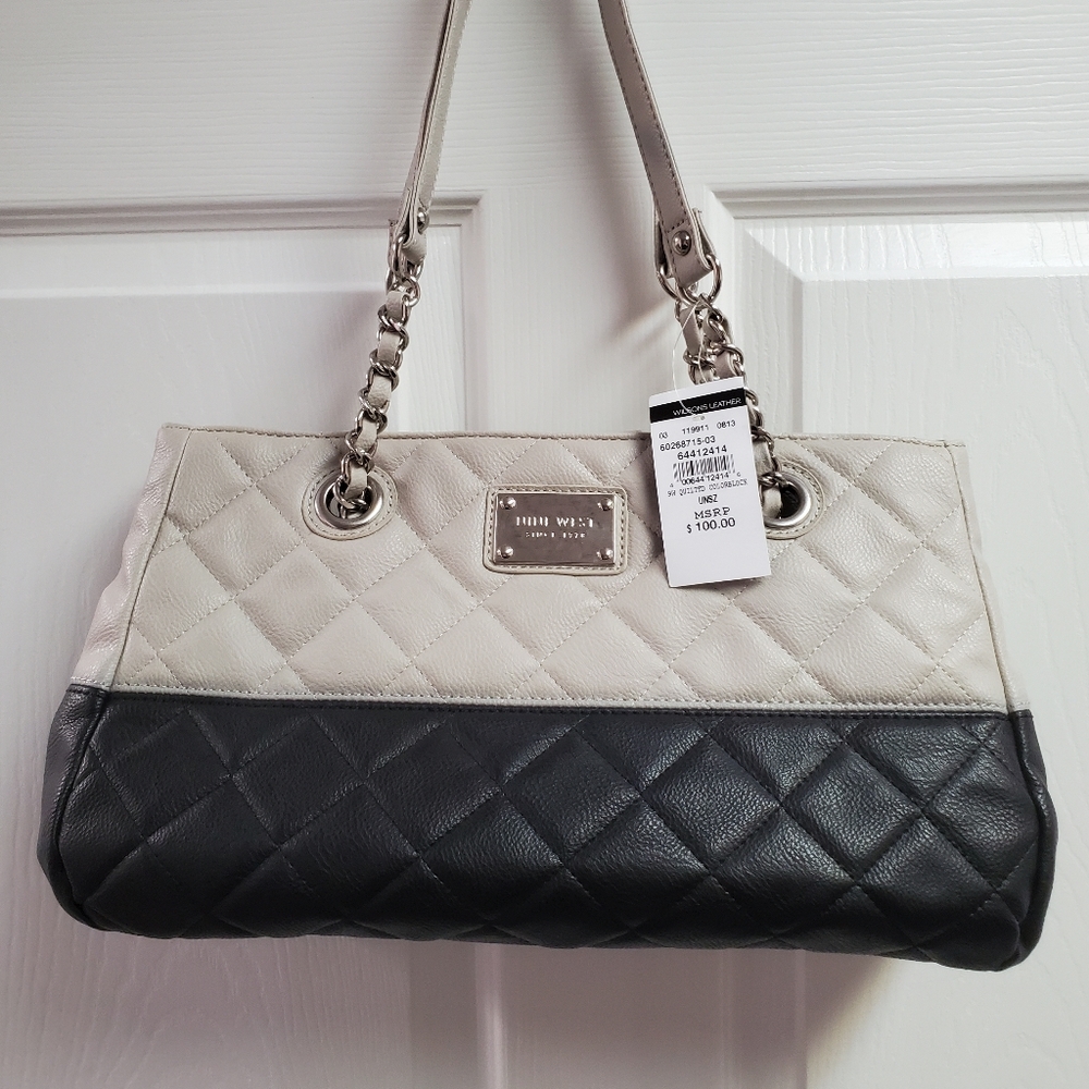 NWT Nine West cream and black triple compartment purse with magnetic closure